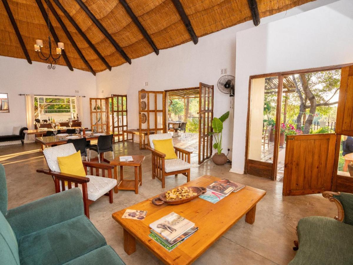 Drift Inn Victoria Falls Kültér fotó