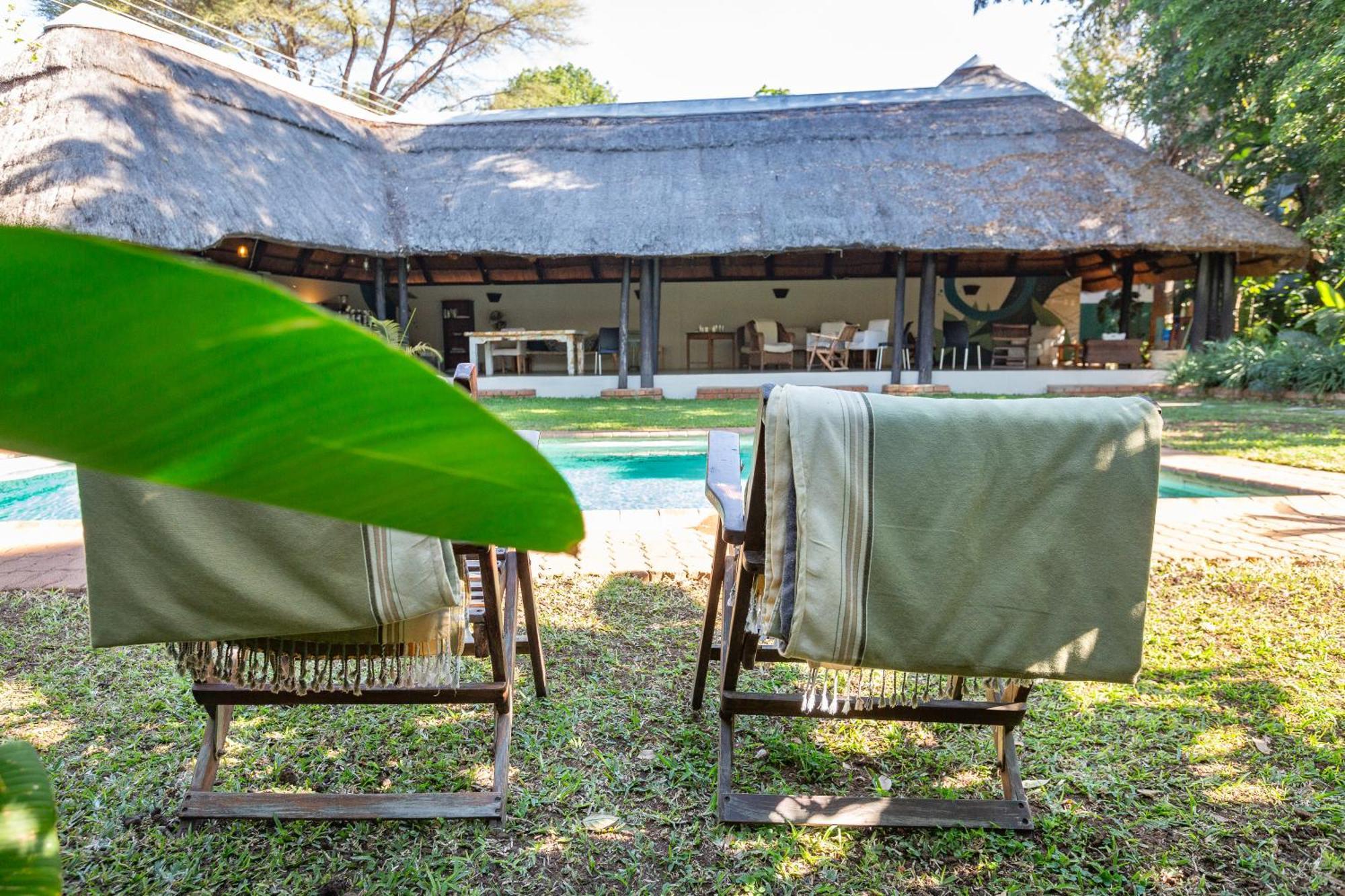 Drift Inn Victoria Falls Kültér fotó